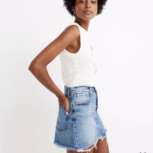Madewell Rigid Denim Relaxed Mini Skirt in Rosehill Wash Size 27 TRENDING - Picture 4 of 6